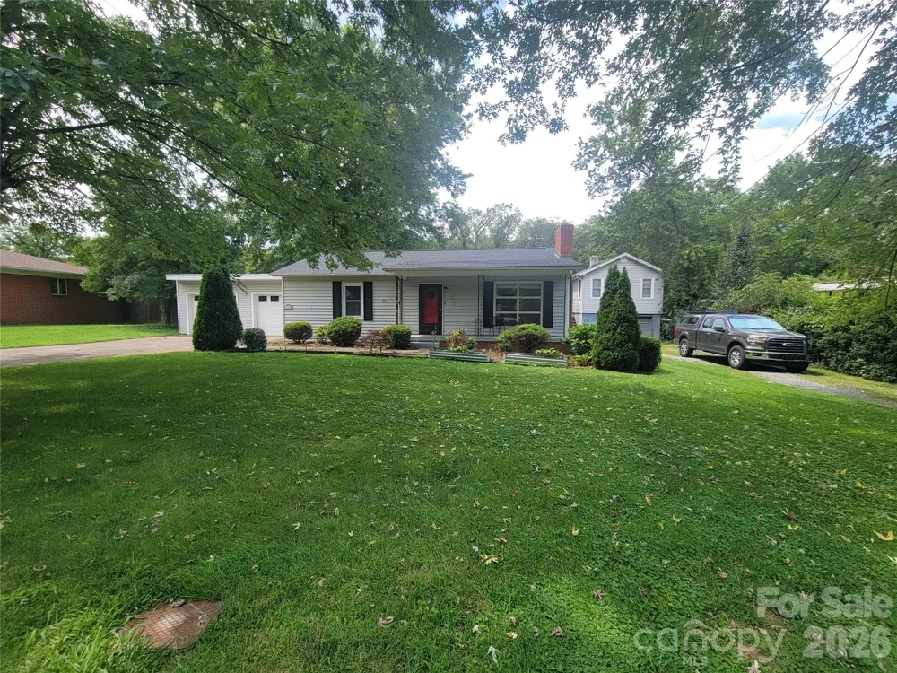 678 Brown Avenue Waynesville, NC 28786