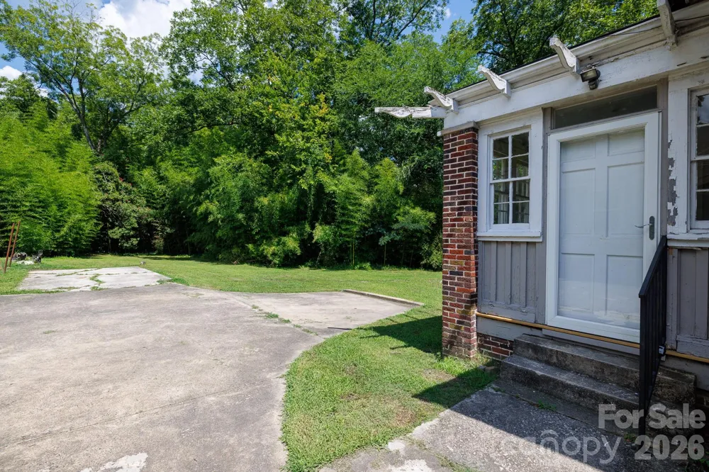 157 Walnut Street Chester, SC 29706