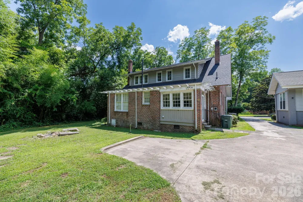 157 Walnut Street Chester, SC 29706