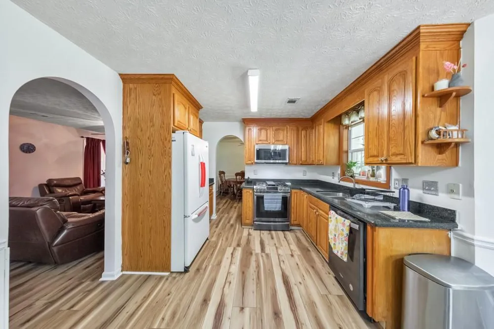 1675 Round Road Grayson, GA 30017