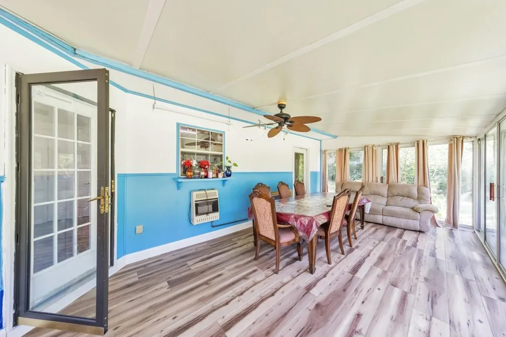 1675 Round Road Grayson, GA 30017