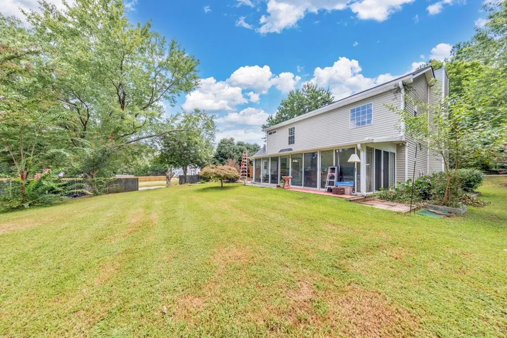1675 Round Road Grayson, GA 30017