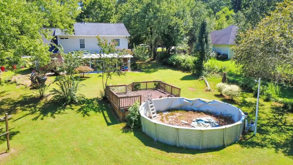 1675 Round Road Grayson, GA 30017