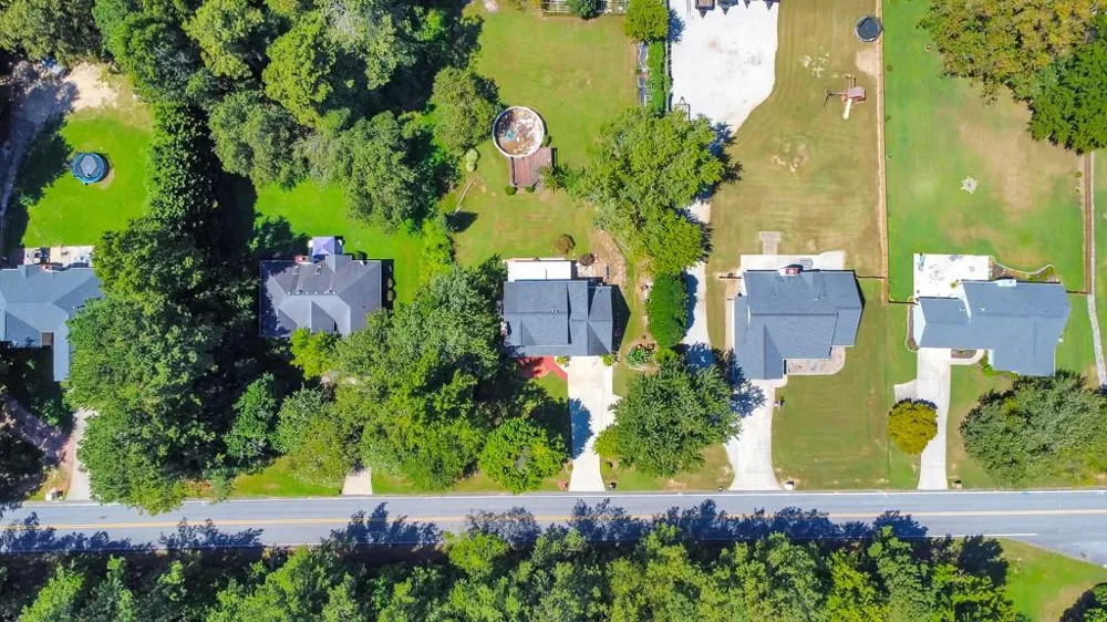 1675 Round Road Grayson, GA 30017