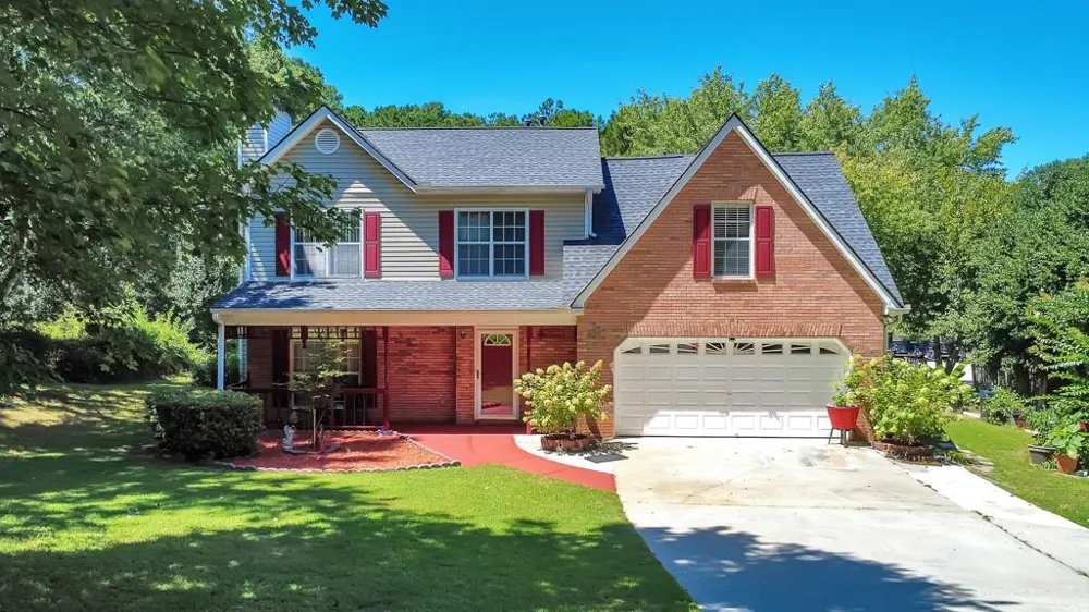 1675 Round Road Grayson, GA 30017