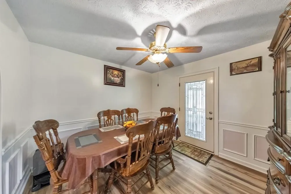 1675 Round Road Grayson, GA 30017
