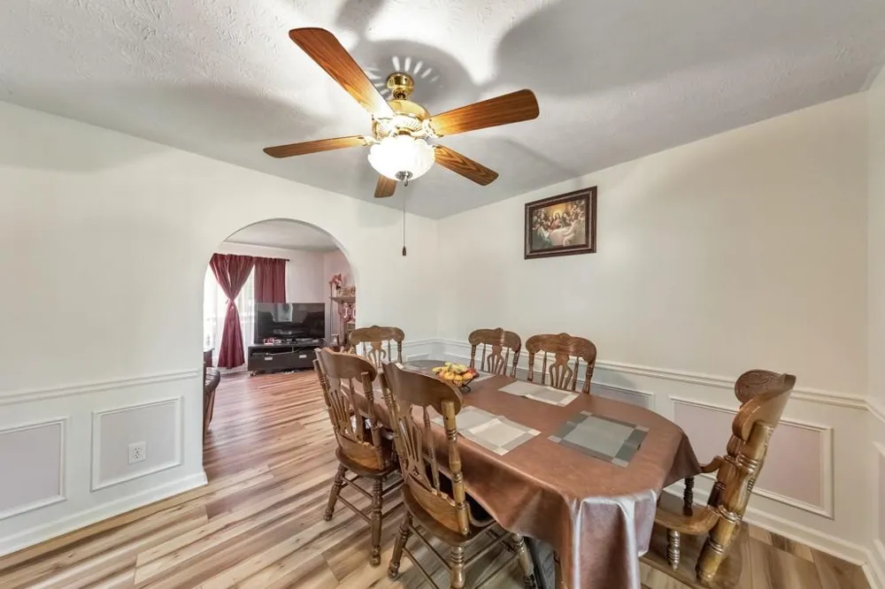 1675 Round Road Grayson, GA 30017
