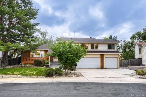 554 S Kittredge Way