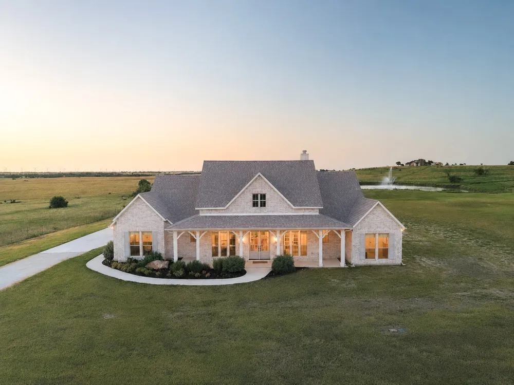 11032 Gregory Road Sanger, TX 76266