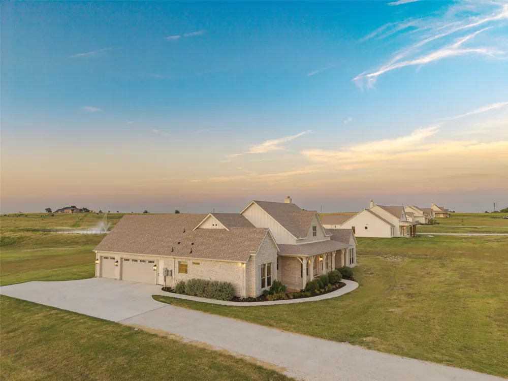 11032 Gregory Road Sanger, TX 76266