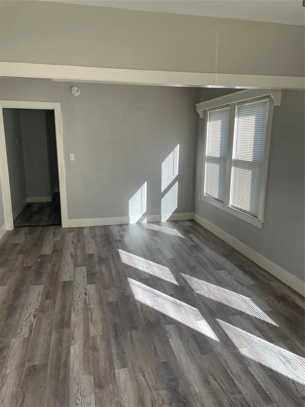 705 Cincinnati Street Angleton, TX 77515