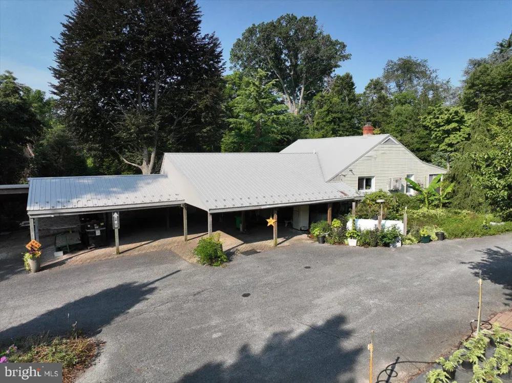 1301 OLD MITCHELLVILLE Bowie, MD 20716