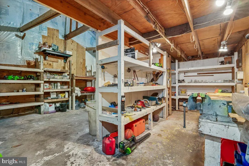 1301 OLD MITCHELLVILLE Bowie, MD 20716