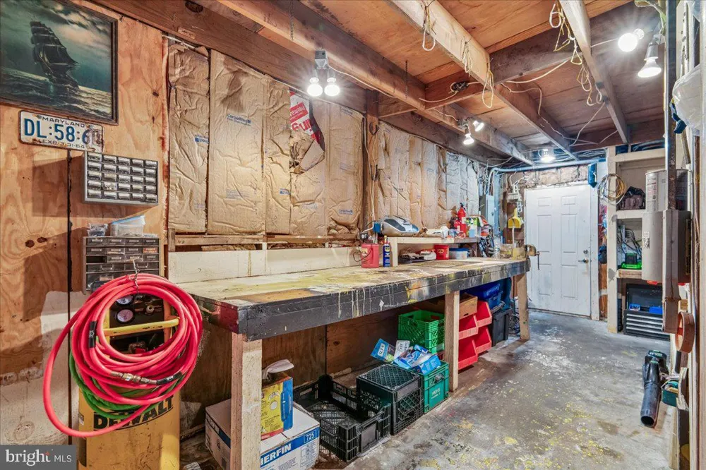 1301 OLD MITCHELLVILLE Bowie, MD 20716