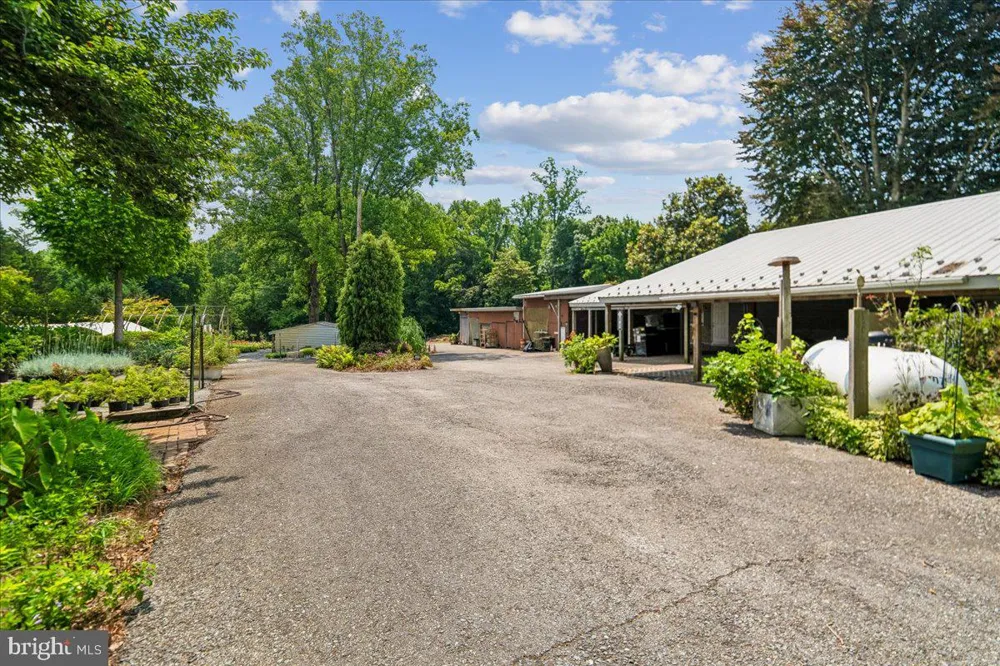 1301 OLD MITCHELLVILLE Bowie, MD 20716