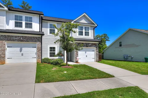 5326 Nikki Way