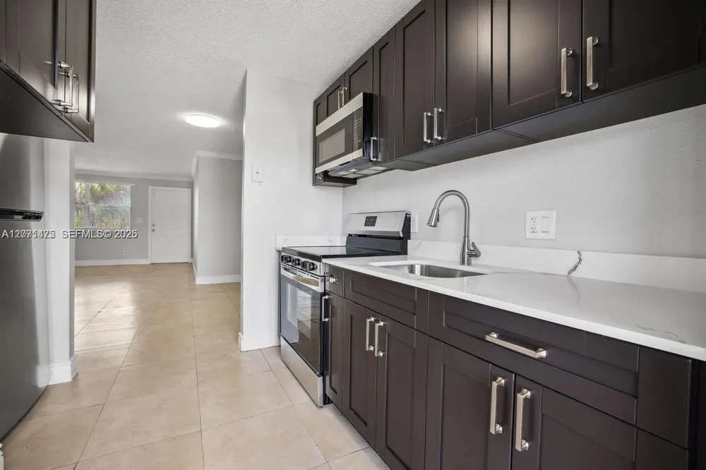 850 E Commercial Blvd #214B Oakland Park, FL 33334