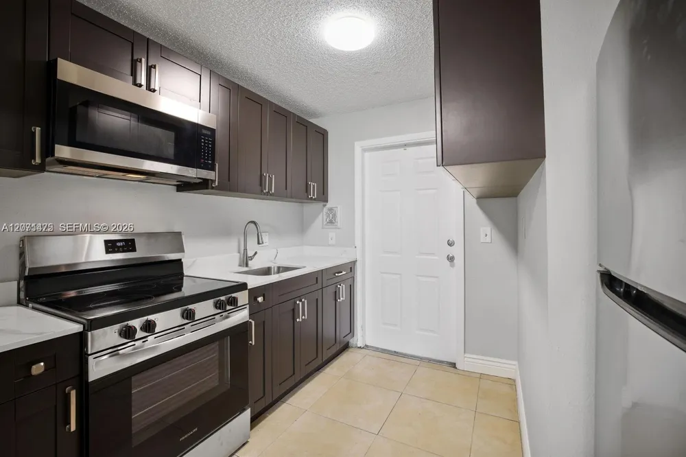 850 E Commercial Blvd #214B Oakland Park, FL 33334