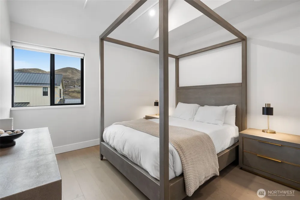 1302 Dragonfly Court Chelan, WA 98816