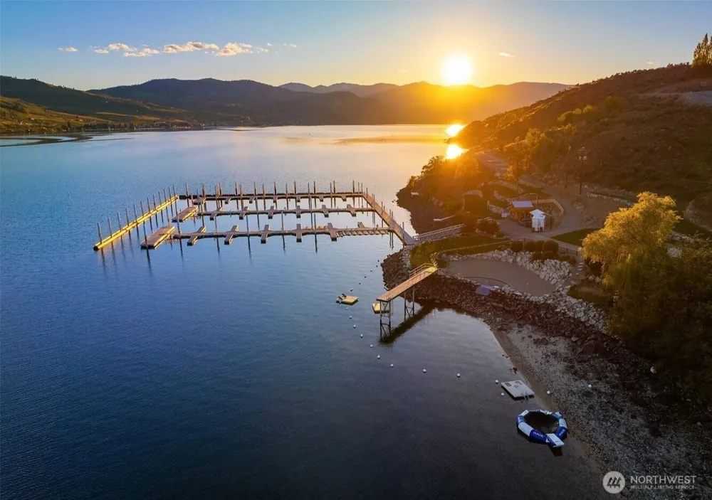 1302 Dragonfly Court Chelan, WA 98816