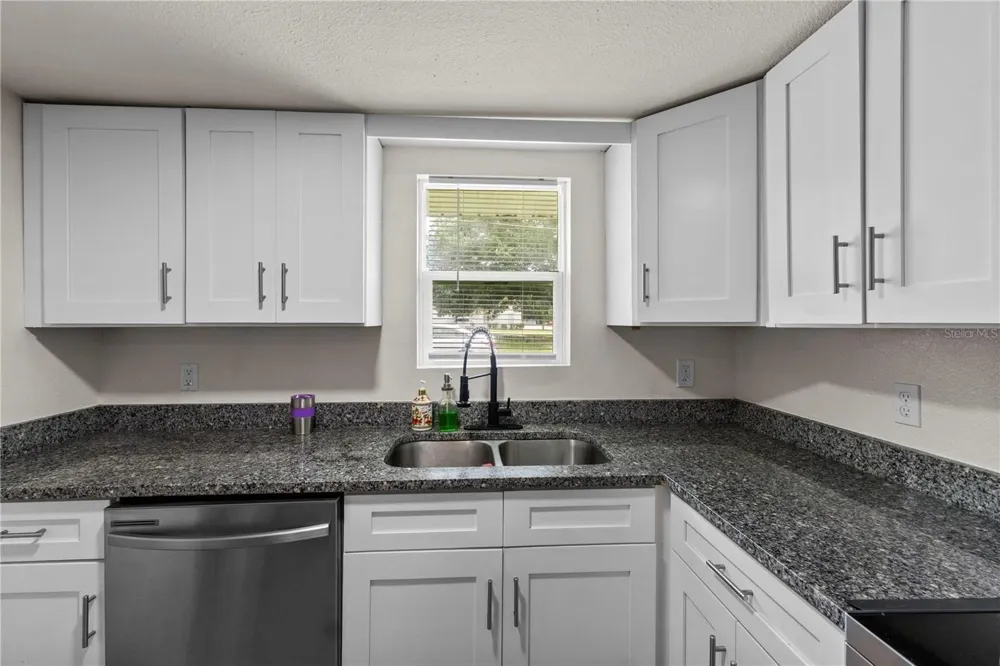 204 PINE AVENUE Polk City, FL 33868