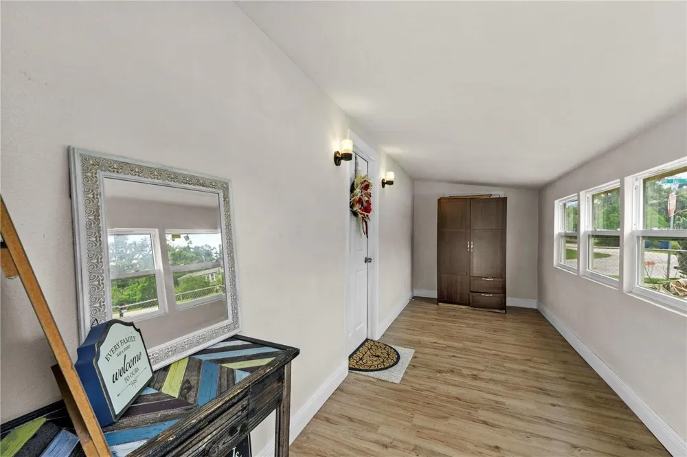 204 PINE AVENUE Polk City, FL 33868