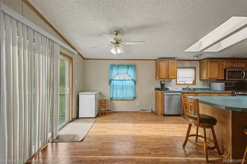 28451 Spruce Drive Huron Charter Township, MI 48134