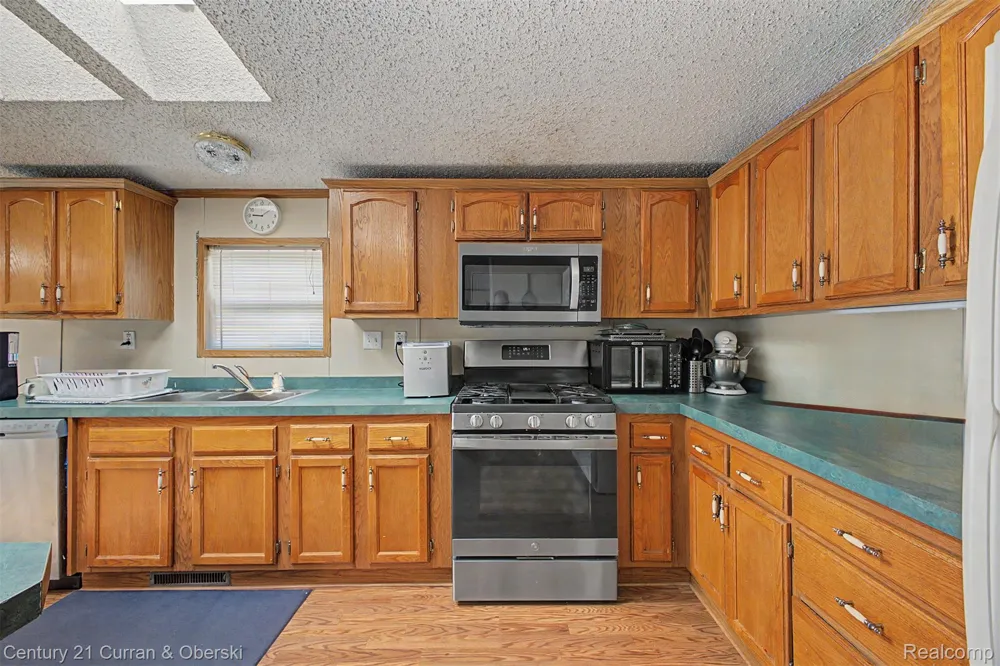 28451 Spruce Drive Huron Charter Township, MI 48134