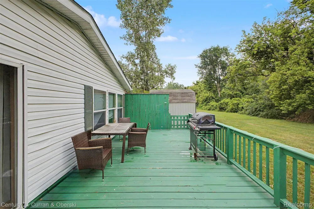 28451 Spruce Drive Huron Charter Township, MI 48134