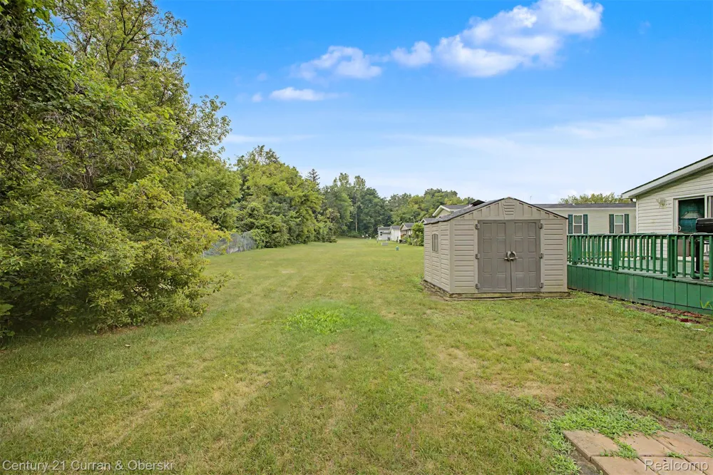 28451 Spruce Drive Huron Charter Township, MI 48134