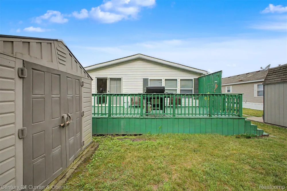 28451 Spruce Drive Huron Charter Township, MI 48134