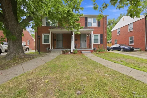 8882 Evergreen Avenue