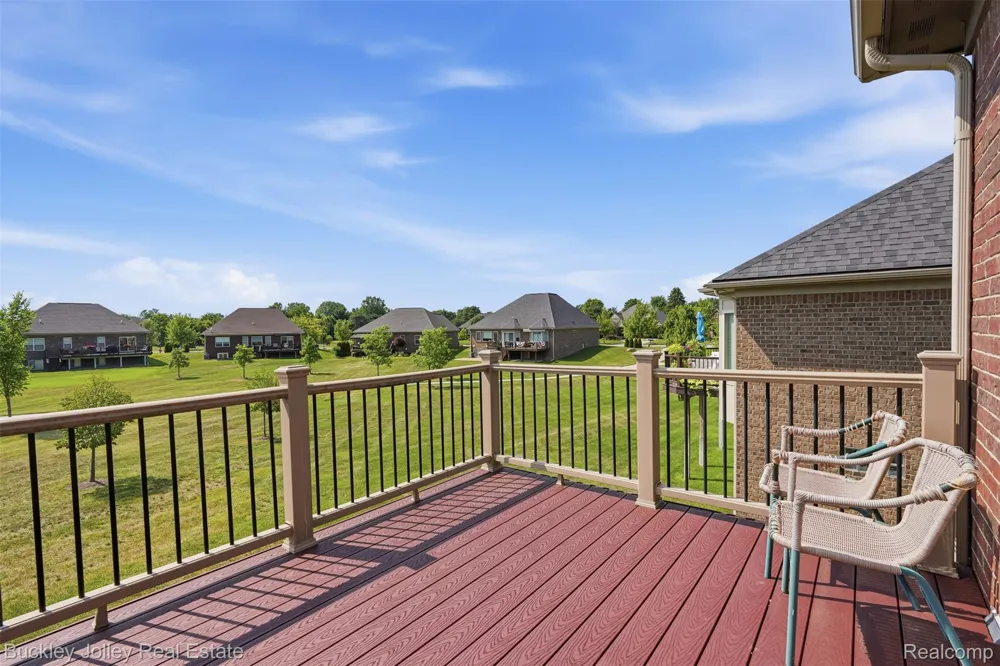 24355 Pinnacle Circle Lyon Charter Township, MI 48178
