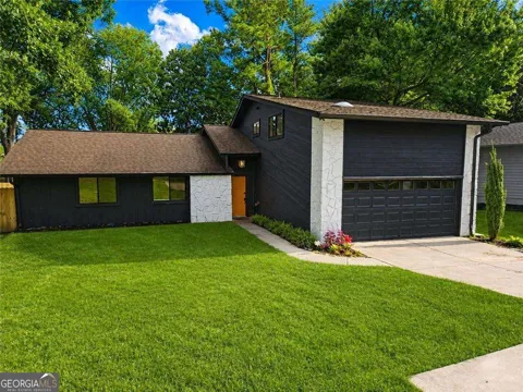 1217 Fairfield DR