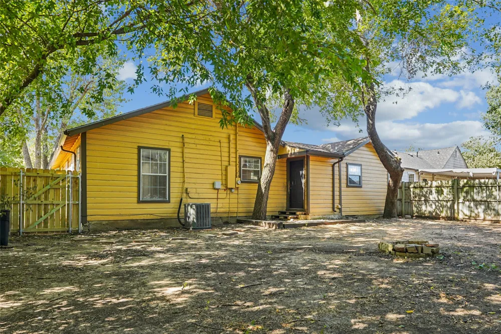 403 Marshall Street Sanger, TX 76266