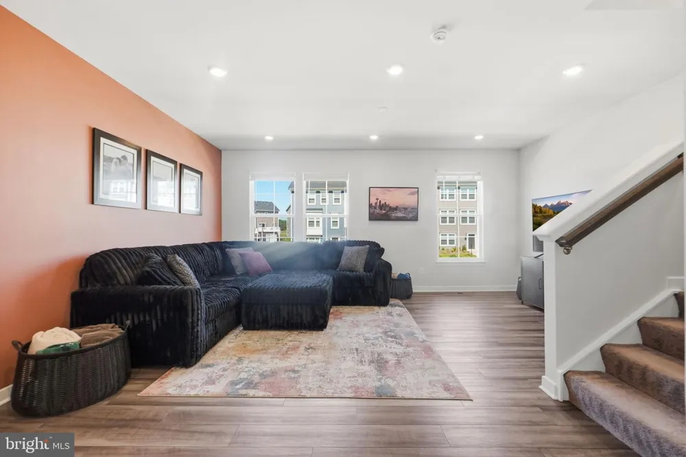 2243 BARHILL Jeffersonton, VA 22724