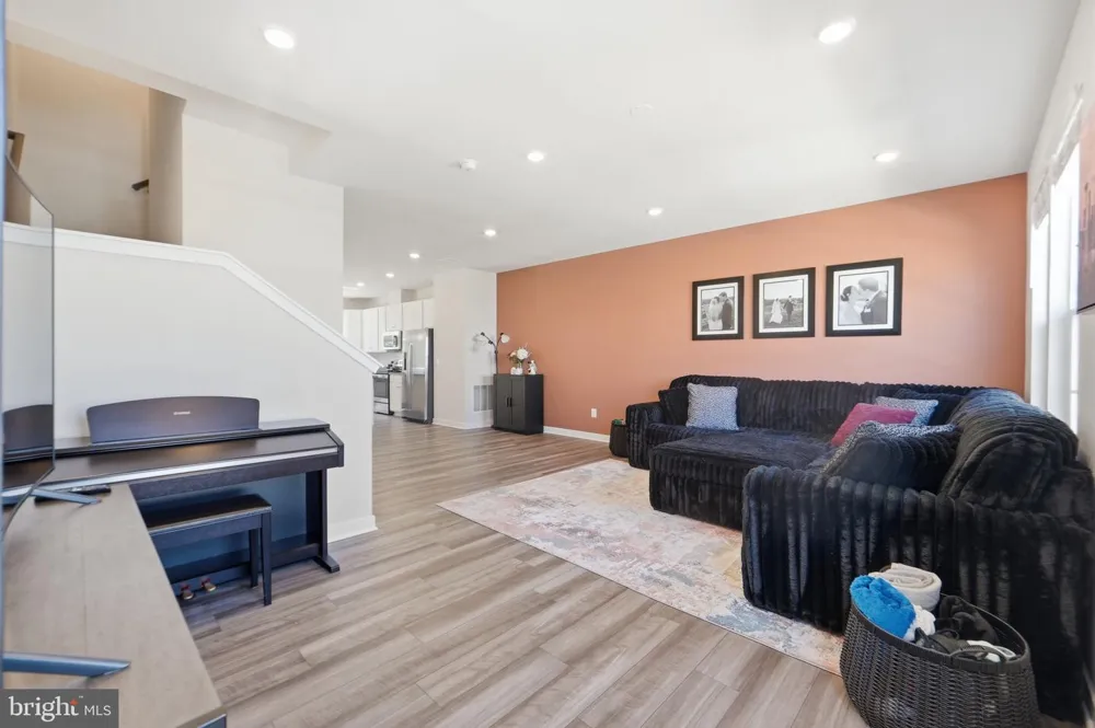2243 BARHILL Jeffersonton, VA 22724