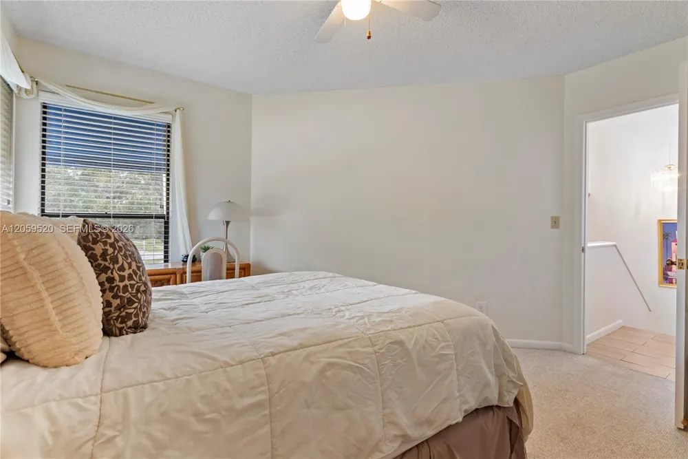 8707 Bardmoor Pl #101 Seminole, FL 33777