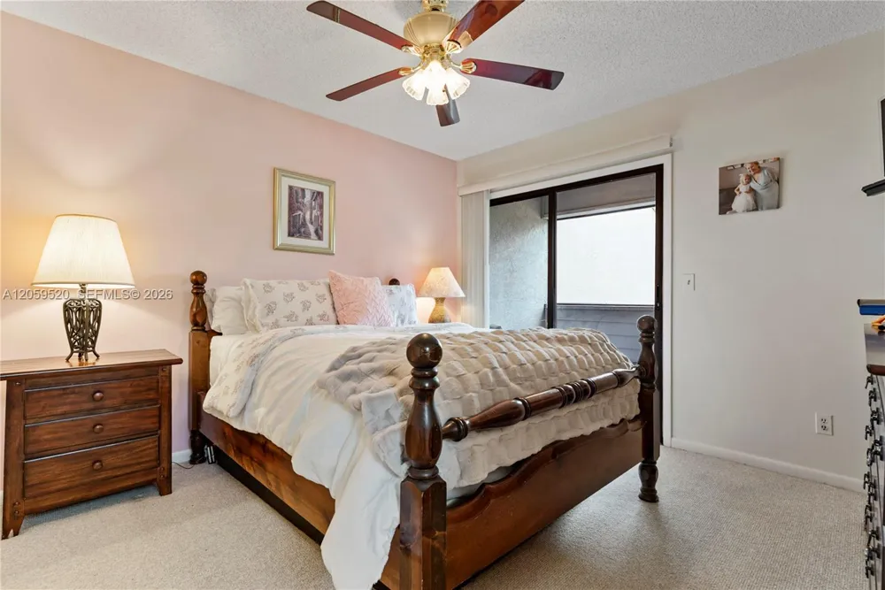 8707 Bardmoor Pl #101 Seminole, FL 33777