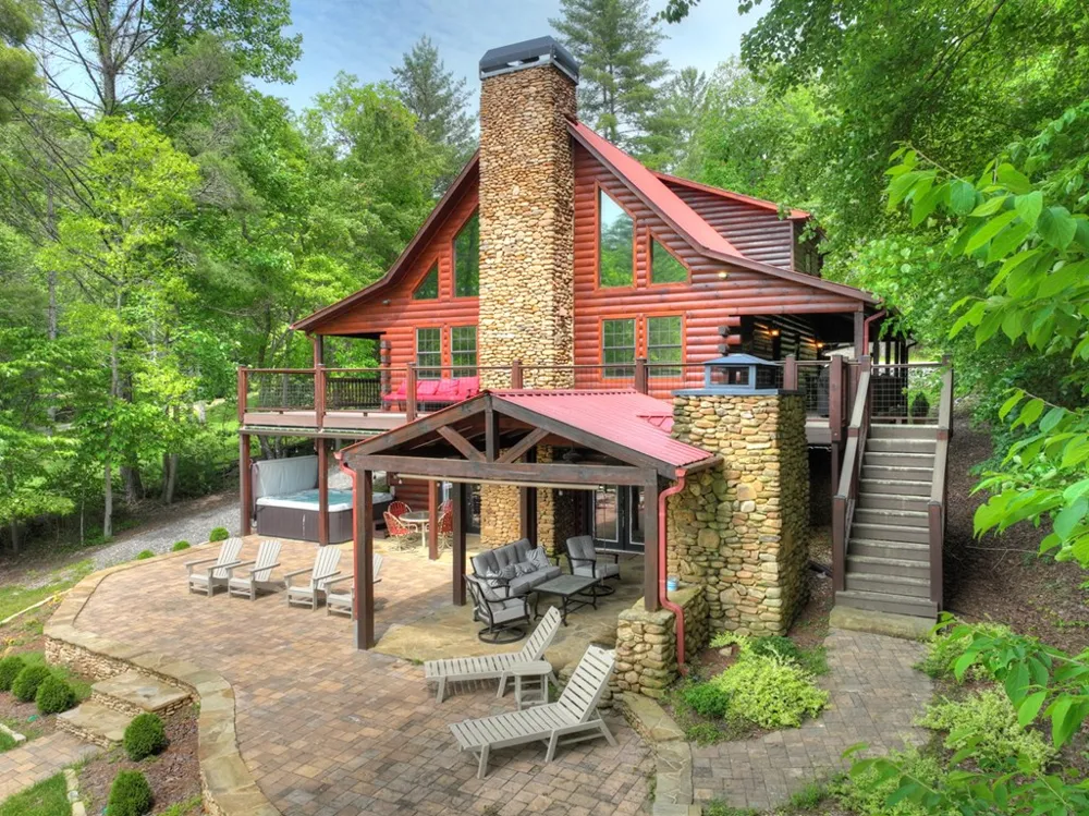 67 Lakeshore Drive Blairsville, GA 30512
