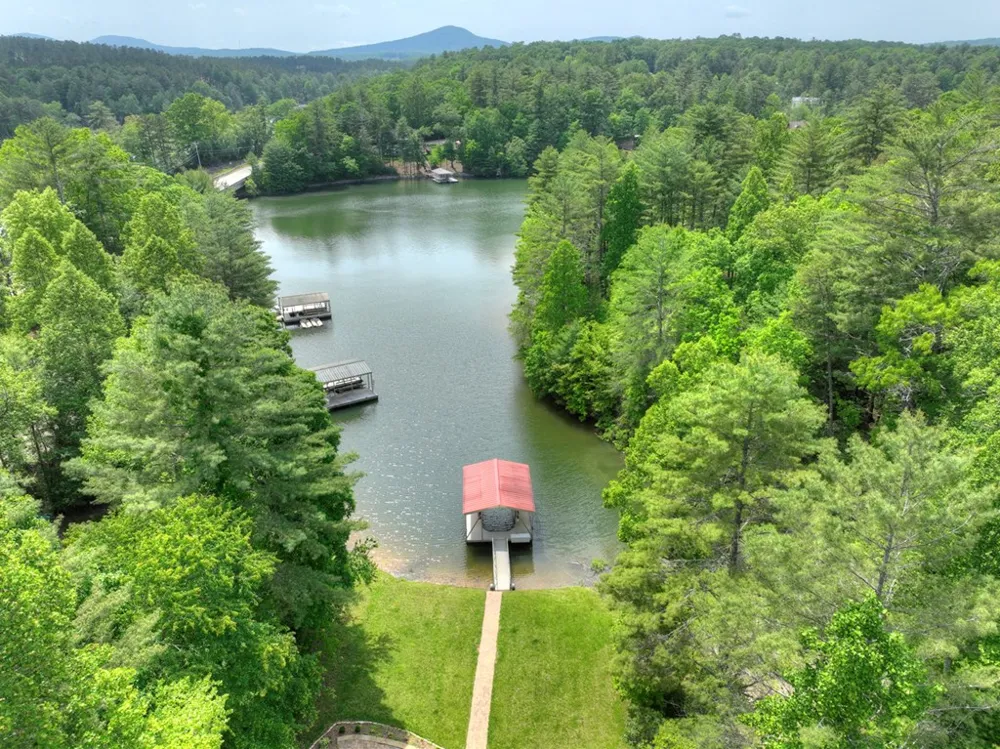 67 Lakeshore Drive Blairsville, GA 30512