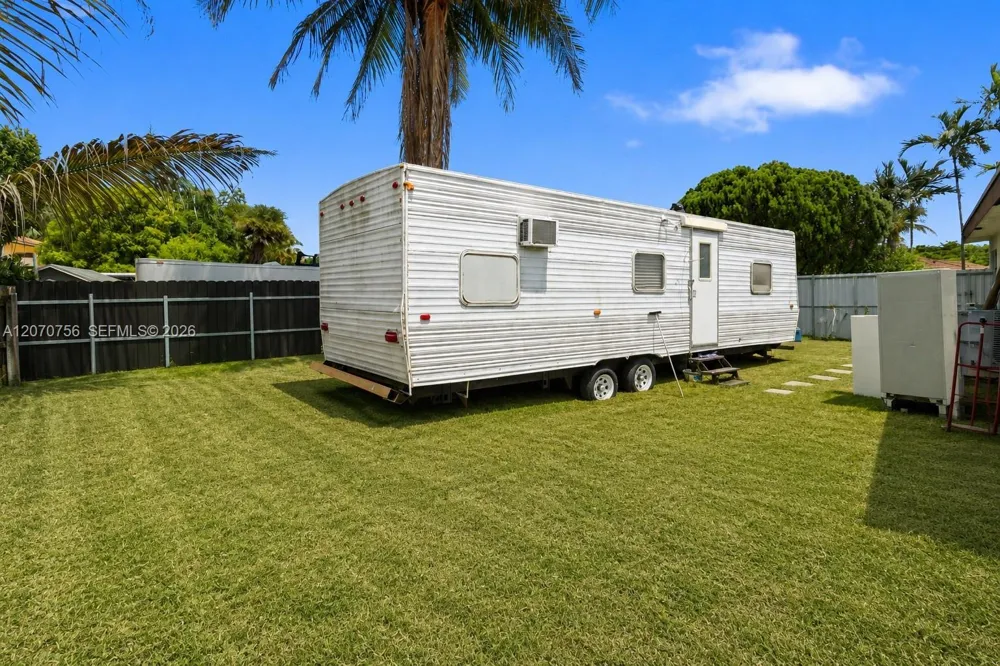 12021 SW 209th St Miami, FL 33177