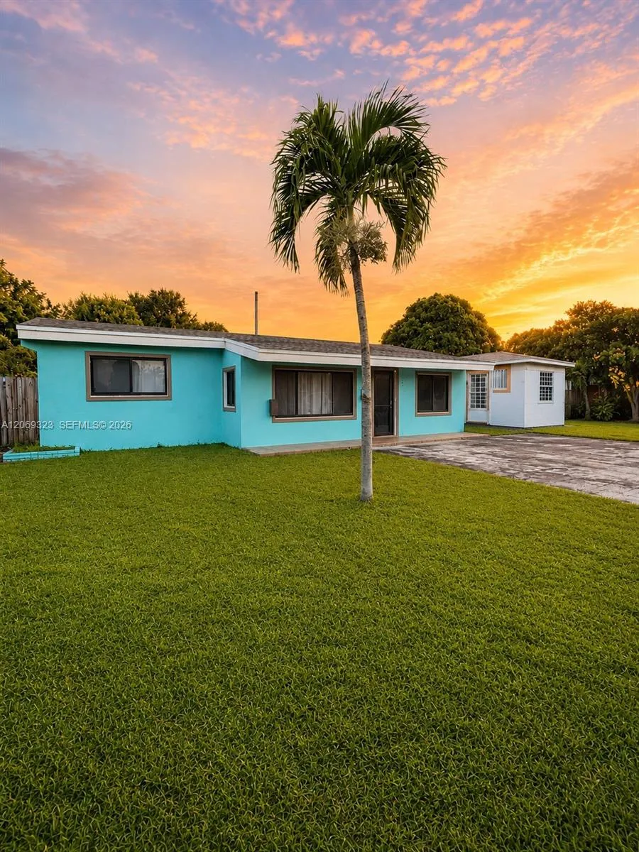 2906 Island Dr Miramar, FL 33023