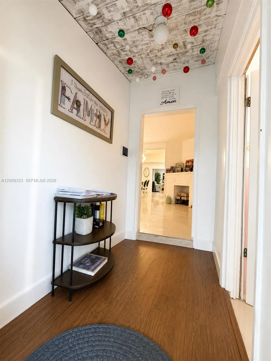 2906 Island Dr Miramar, FL 33023