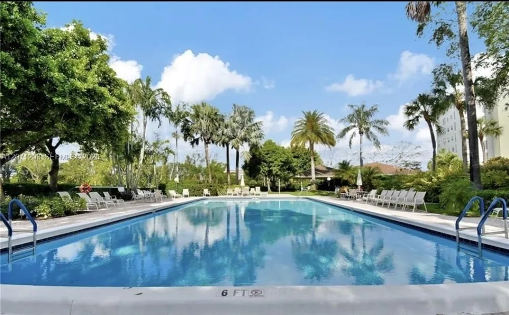 3090 Course Dr #405 Pompano Beach, FL 33069