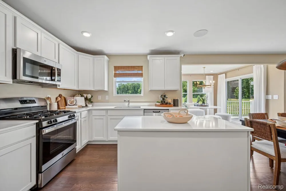 4125 Sedgeview Circle Howell Township, MI 48843