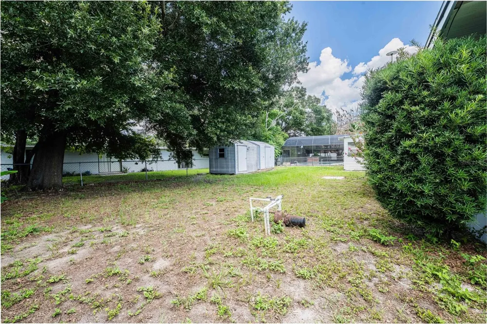 2608 TRINITY CIRCLE NW Winter Haven, FL 33881