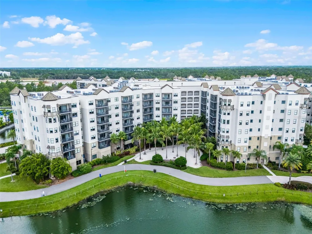 14501 GROVE RESORT AVENUE #3215 Winter Garden, FL 34787