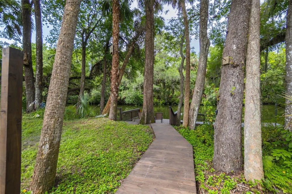 28 RIVERTRAIL DRIVE Inglis, FL 34449
