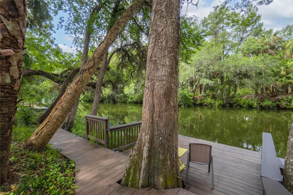 28 RIVERTRAIL DRIVE Inglis, FL 34449